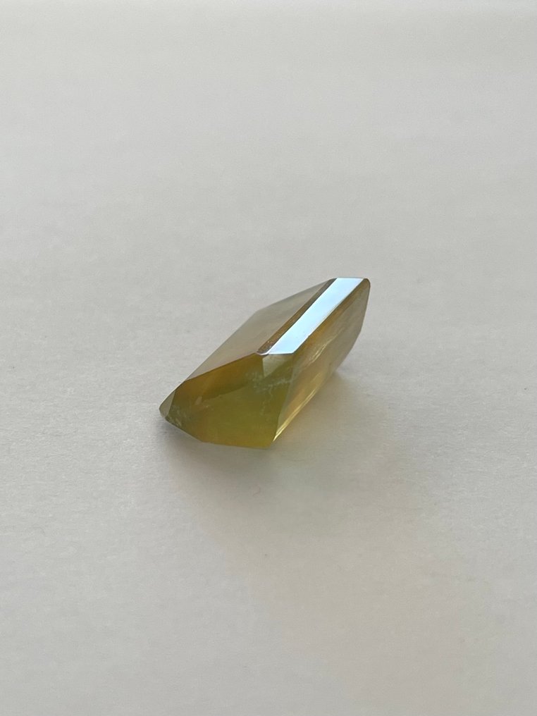 1 pcs  黃色, 綠色, 紫色 螢石  - 19.24 ct - Instituto Gemólogico Español (IGE) #2.1