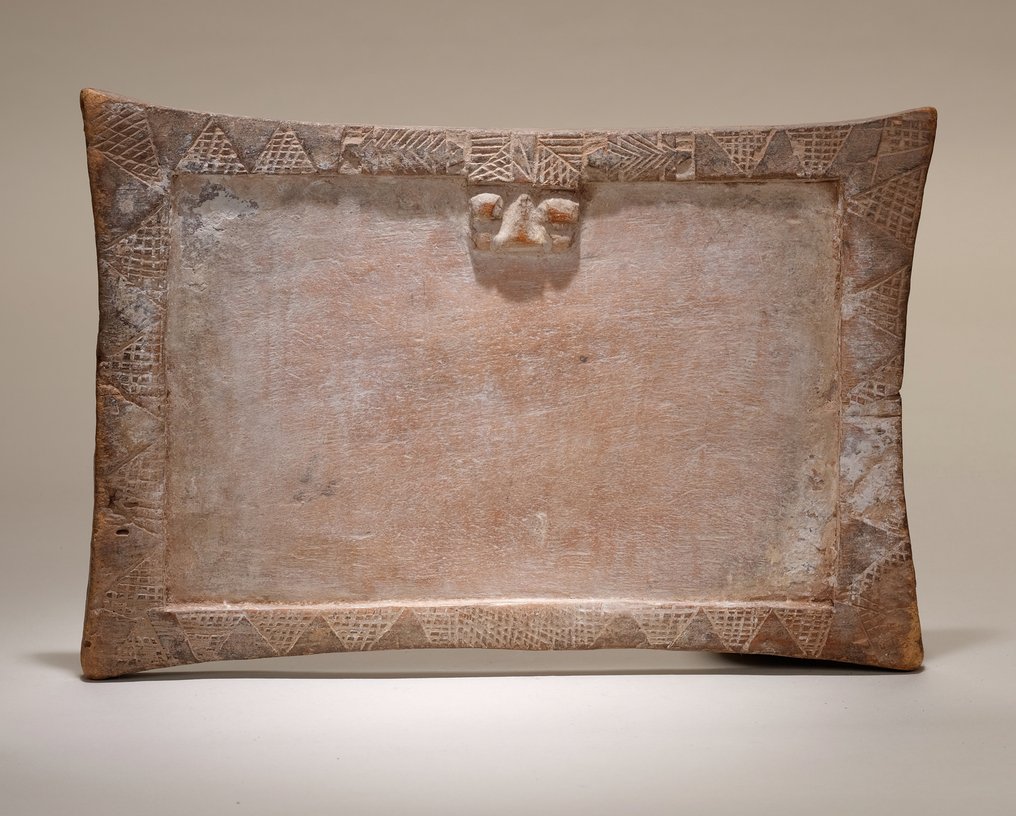 Ομπρέλα μαντείας Ifa (Opon Ifa) — Γιορούμπα, Νιγηρία — Ξύλο — δεκαετίες 1940–1950 — πρώην συλλογή - Γιορούμπα - Νιγηρία #2.1