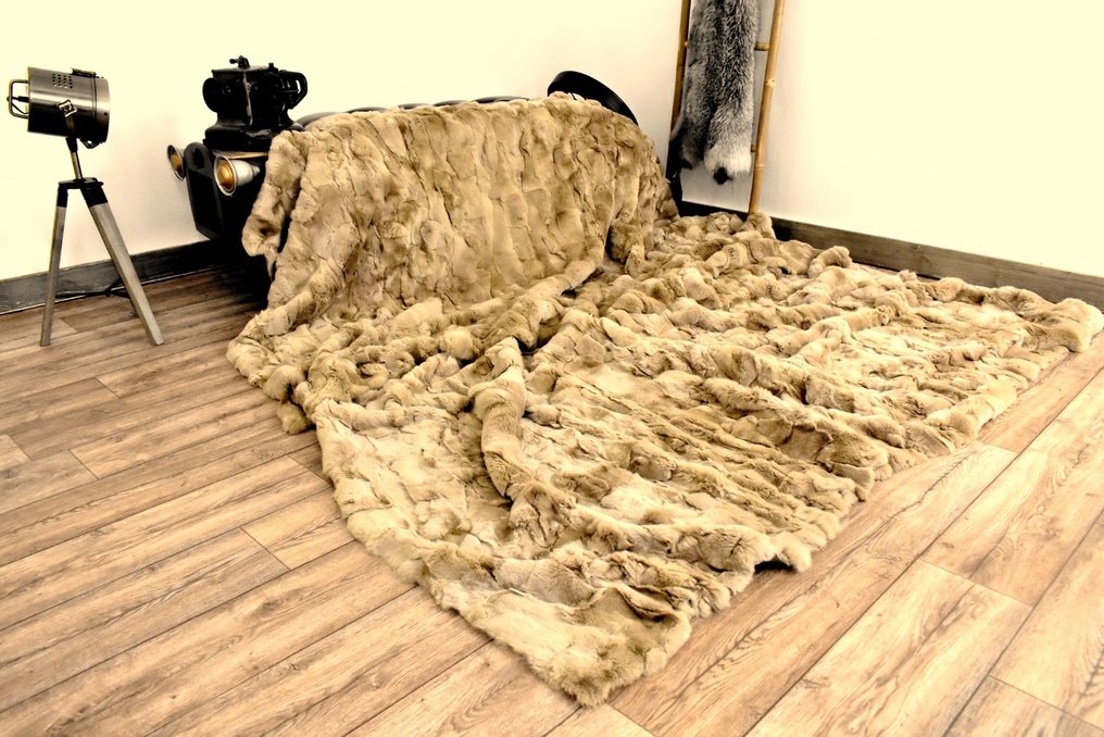 Light Camel Brown - Fur - Blanket - 230 cm - 220 cm - King Size Rex Chinchilla #4.3
