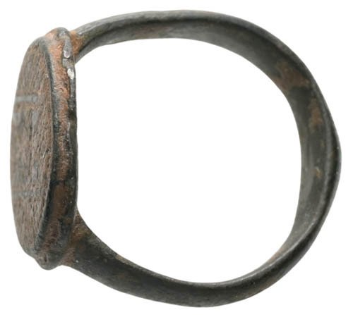 Μεσαιωνική, εποχή σταυροφόρων Μπρούντζος, Ενδιαφέρον δαχτυλίδι με γραμμικά χαράγματα - 18 mm - Αιώνες 11ου/13ου π.Χ. Δαχτυλίδι (χωρίς τιμή ασφαλείας) #2.1