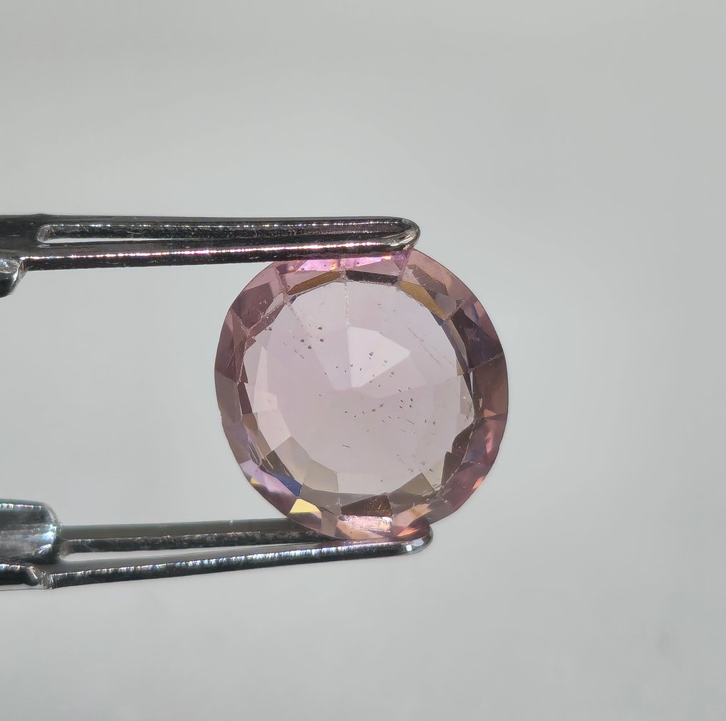1 pcs  Rózsaszín Spinell  - 3.26 ct - Nemzetközi Gemmológiai Intézet (IGI) #4.3