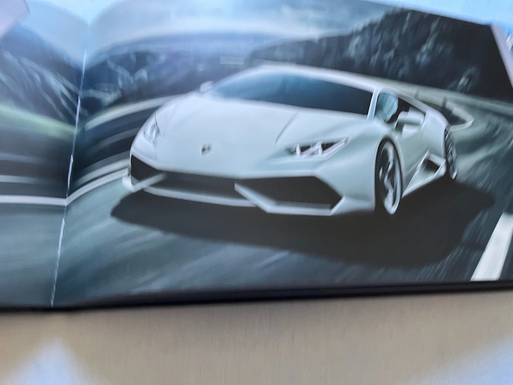 Book - Lamborghini - Huracan - 2014 #1.0