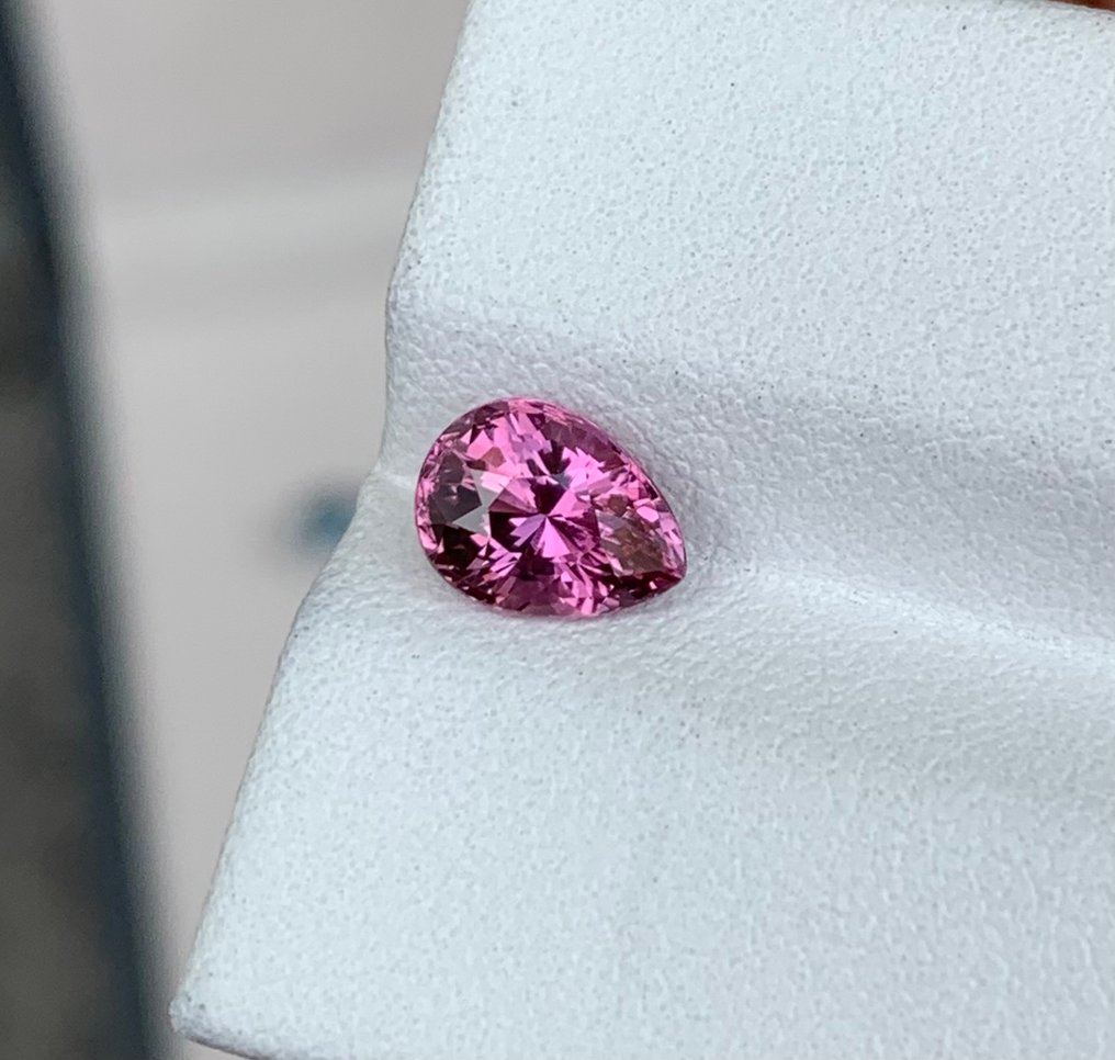 1 pcs  粉色 莲花蓝宝石  - 1.52 ct - 亚洲宝石科学院（AIGS） - 令人惊叹的Padparadscha #4.3