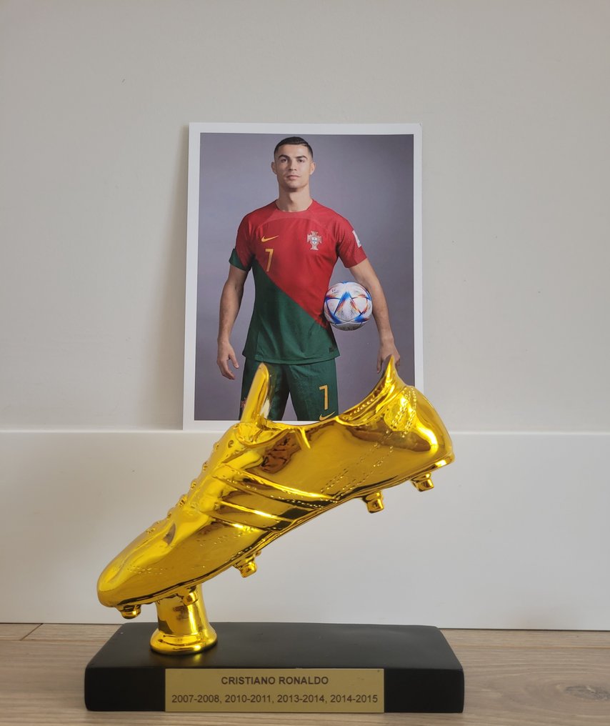Cristiano Ronaldo. Χρυσή Μπάλα + Φωτογραφία CR7  #1.0