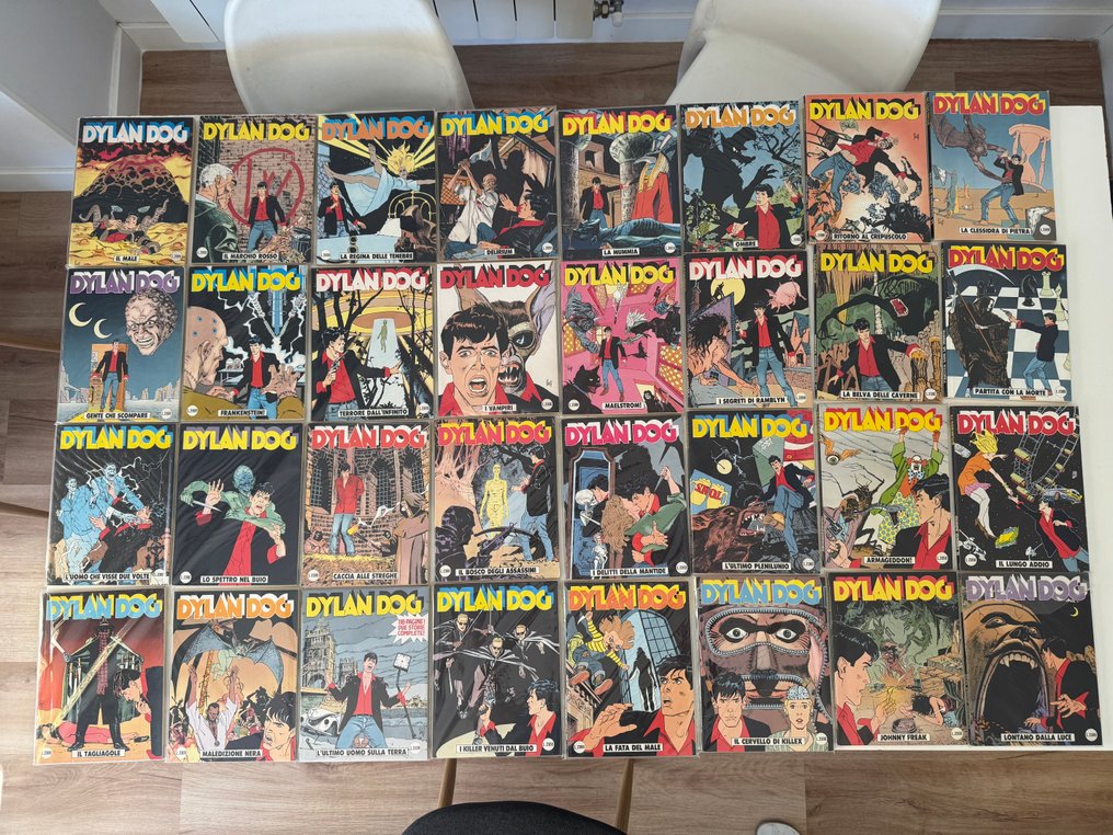 Dylan Dog nn. 51/100 - sequenza completa - 50 Comic - Primeira edição #1.0