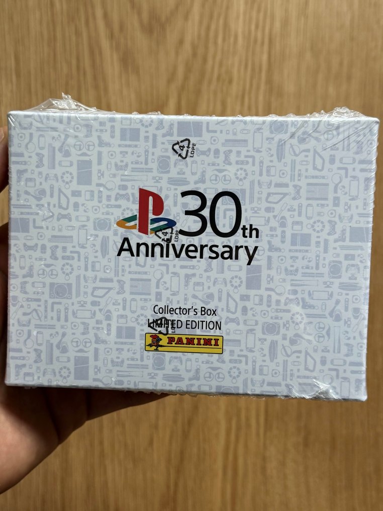 Panini - 1 Box - BattleCards - PlayStation 30th Anniversary Collector's Box #1.0