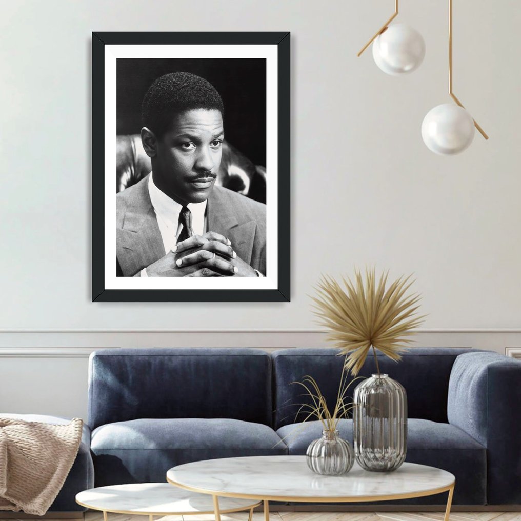 Denzel Washington  -  Philadelphia 1993 - Fine Art Photography - Luxury Wooden Frame 70X50 cm - Limited Edition 01 of 30 - Serial 20174 - Original Certificate (COA), Hologram - 100% New. Shipping Reduction from 3 items #1.0