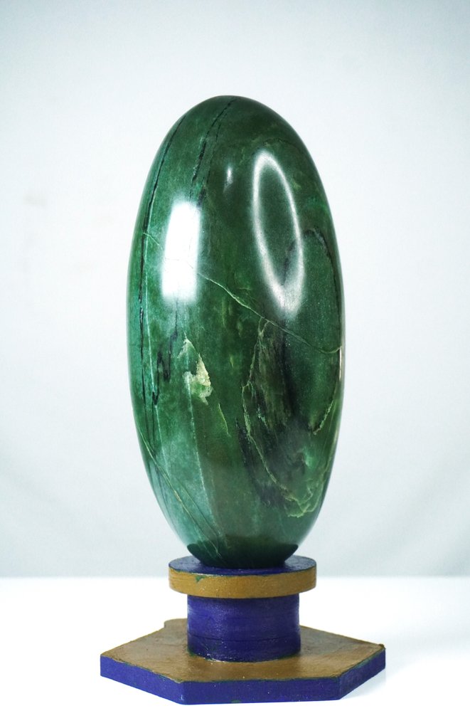 Grade Craftsmanship Rare - Green Jade Crystal Stone - Shiva Lingam - Height: 25 cm - Width: 9.6 cm- 4300 g - (1) #3.2