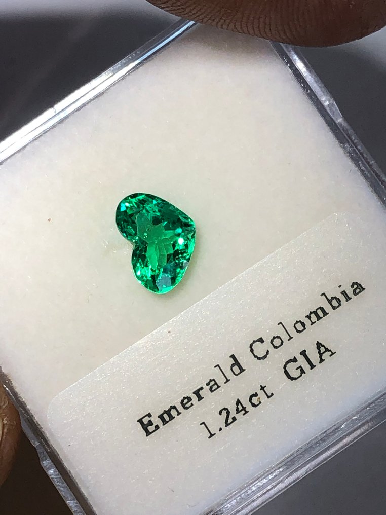1 pcs Zöld Smaragd - 1.24 ct - Amerikai Gemmológiai Intézet (GIA) - Nincs tartalék #4.3