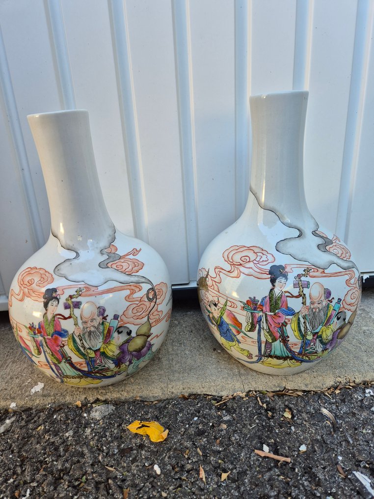 Ζευγάρια κινέζικων βάζων από πολύχρωμη πορσελάνη με γυαλιστερή επίστρωση, 20ός αιώνας. - Πορσελάνη - Κίνα - 20th century #2.1