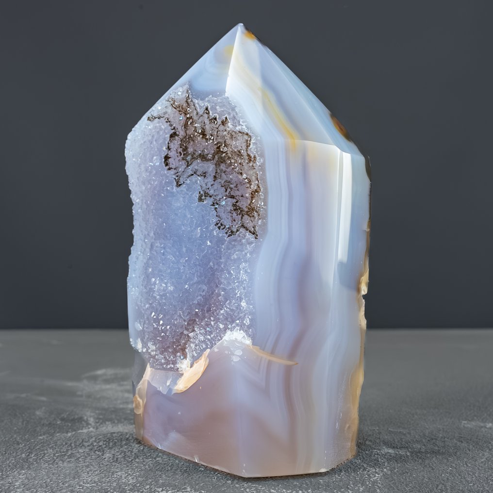 Achat obeliszk chalcedonnal – tökéletes természeti csoda. A természet remekműve a legmagasabb minőségben.- 710.69 g #3.2