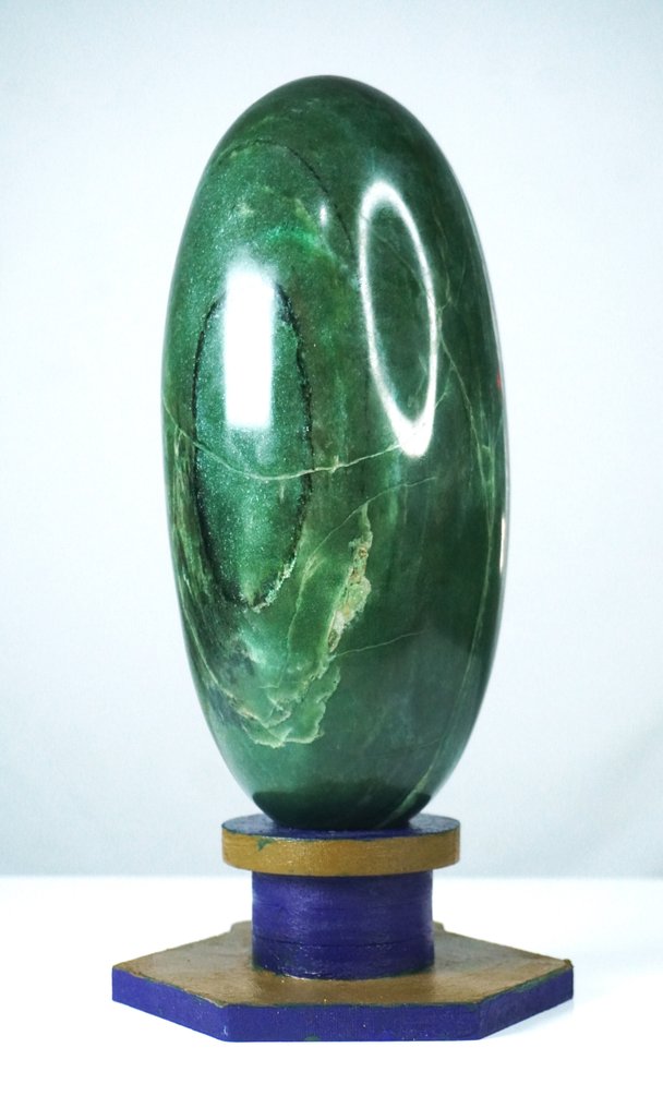 Grade Craftsmanship Rare - Green Jade Crystal Stone - Shiva Lingam - Height: 25 cm - Width: 9.6 cm- 4300 g - (1) #1.0