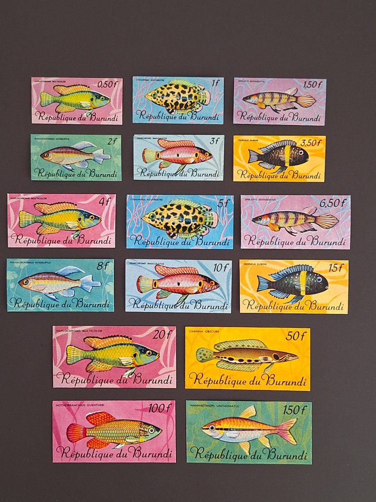 Μπουρούντι  - 1967 - αρ. 217/232, πλήρης ατελείωτη σειρά χωρίς γωνία και χωρίς φράγκο, Κατηγορία Vissen, αξίας #1.0