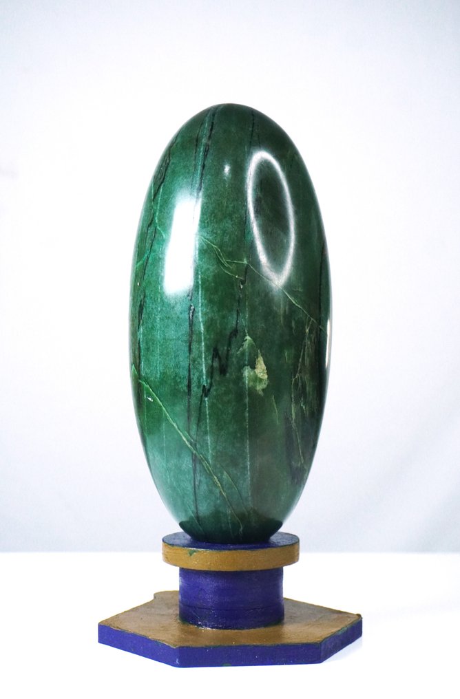 Grade Craftsmanship Rare - Green Jade Crystal Stone - Shiva Lingam - Height: 25 cm - Width: 9.6 cm- 4300 g - (1) #2.1