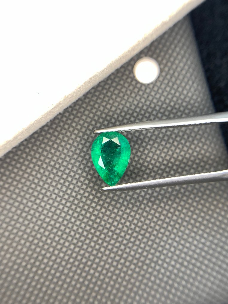 Zonder minimumprijs - 1 pcs Groen Smaragd - 1.29 ct - International Gemological Institute (IGI) #1.0