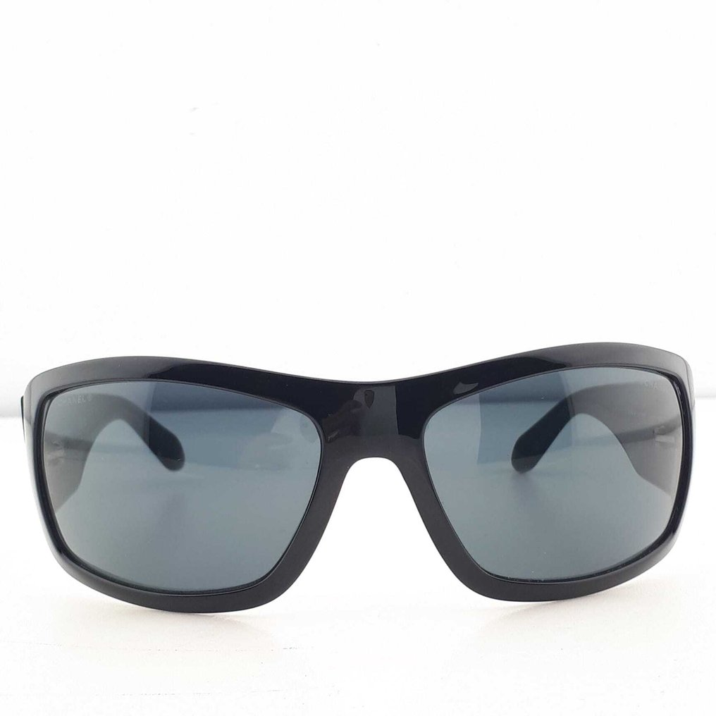 Chanel - Squared Black with Swarovski Crystals CC Temple Logos - Gafas de sol #2.1