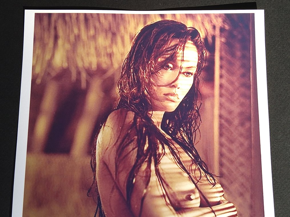 True Lies - Signed by Tia Carrere, with Letter of Authenticity - Photo, Autograph #1.0