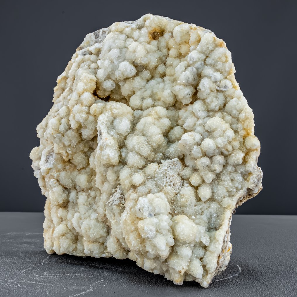 Quarz-Freiform – 天然结构力量的最纯形式 Druse 在 Brazil 展台- 2777.92 g #2.1