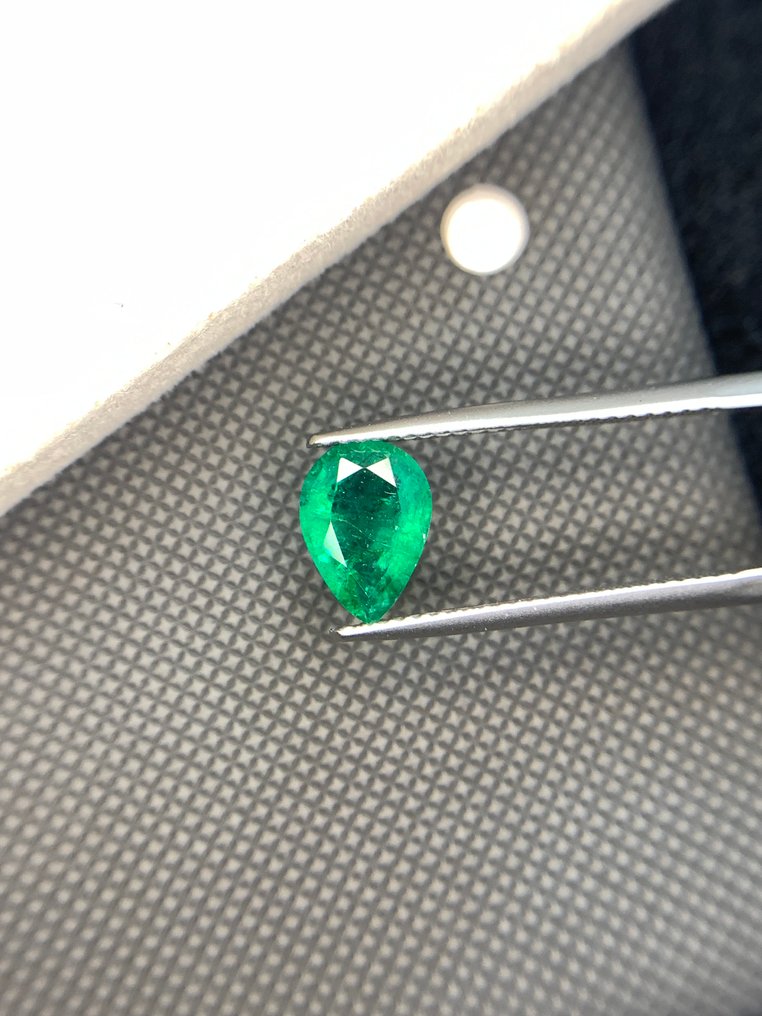 Zonder minimumprijs - 1 pcs Groen Smaragd - 1.29 ct - International Gemological Institute (IGI) #3.2