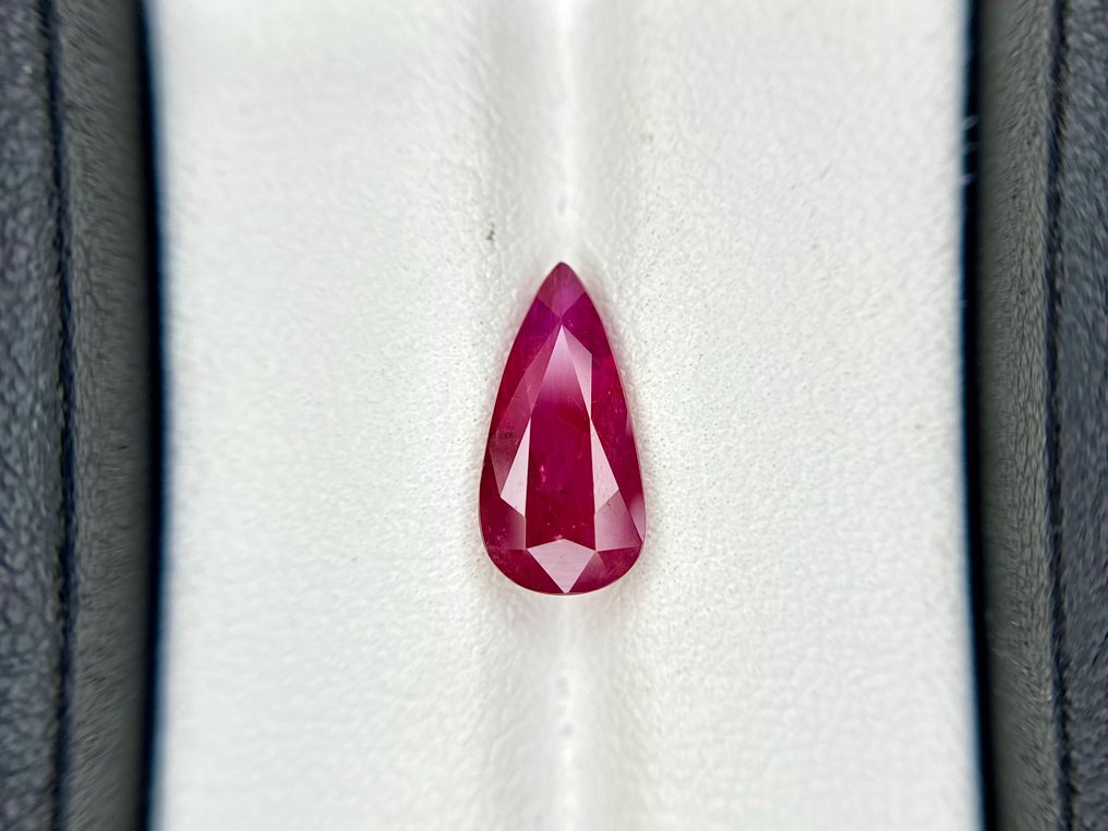 沒有保留價 - 1 pcs  紅色 紅寶石  - 3.19 ct - Lotus Gemology - 强烈的无热红宝石 #1.0