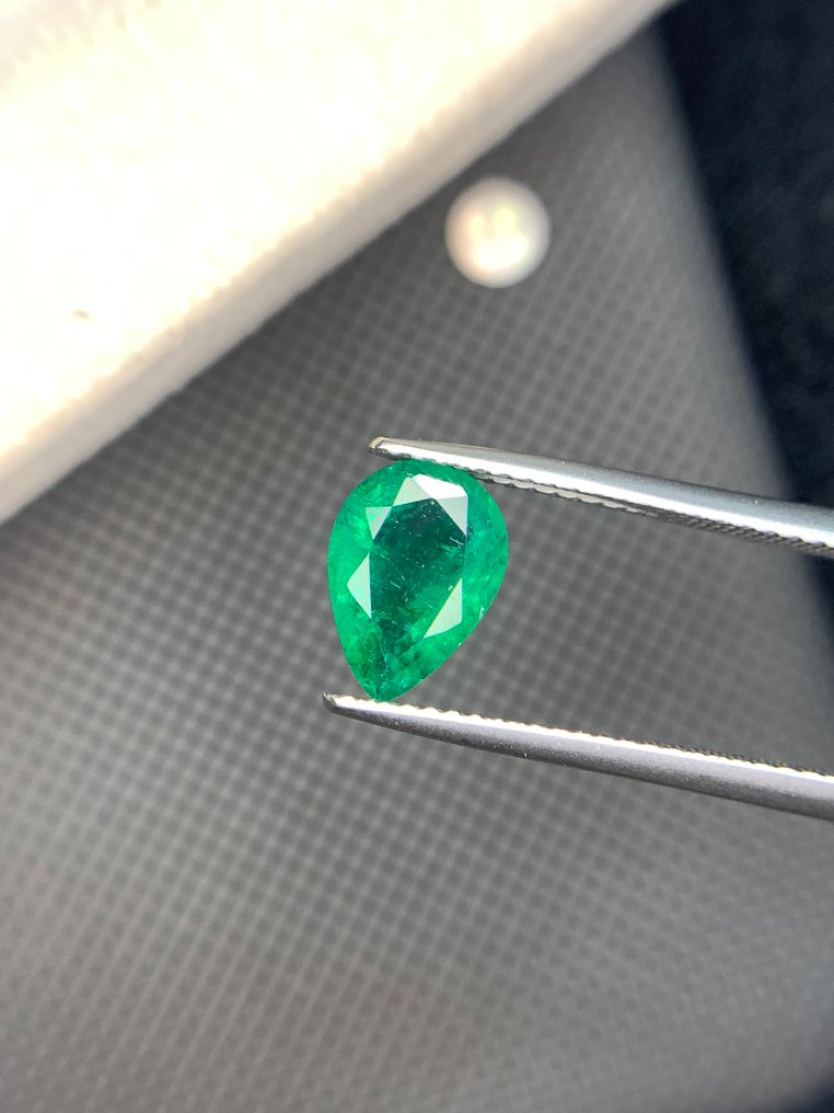 Zonder minimumprijs - 1 pcs Groen Smaragd - 1.29 ct - International Gemological Institute (IGI) #4.3