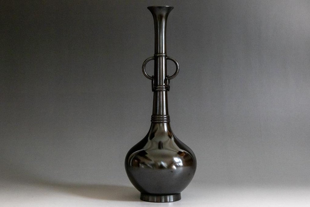 Cast Alloy Vase with Triple Ring Handles - Alloy - Kazuyoshi Nousaku 能作一佳 (b. 1932) - Japan - Shōwa period (1926-1989) #1.0