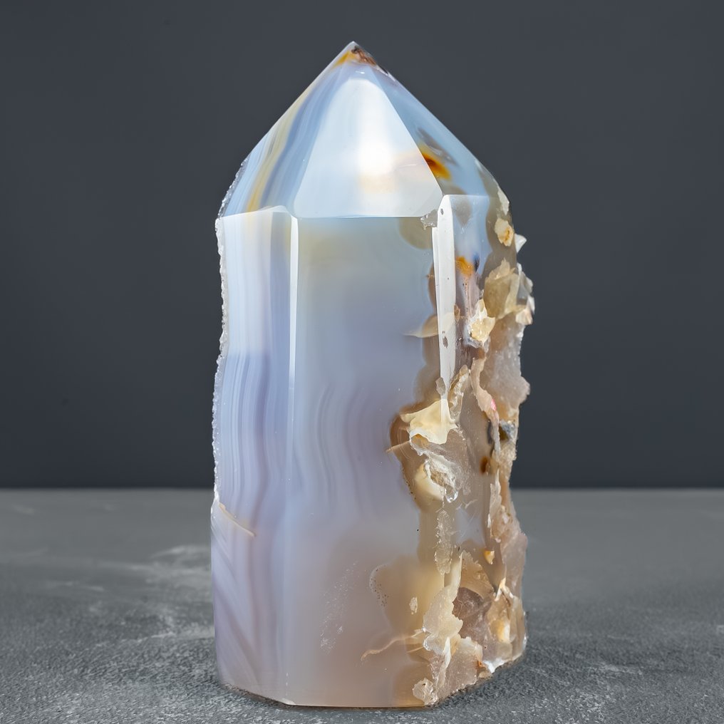 Achat obeliszk chalcedonnal – tökéletes természeti csoda. A természet remekműve a legmagasabb minőségben.- 710.69 g #4.3