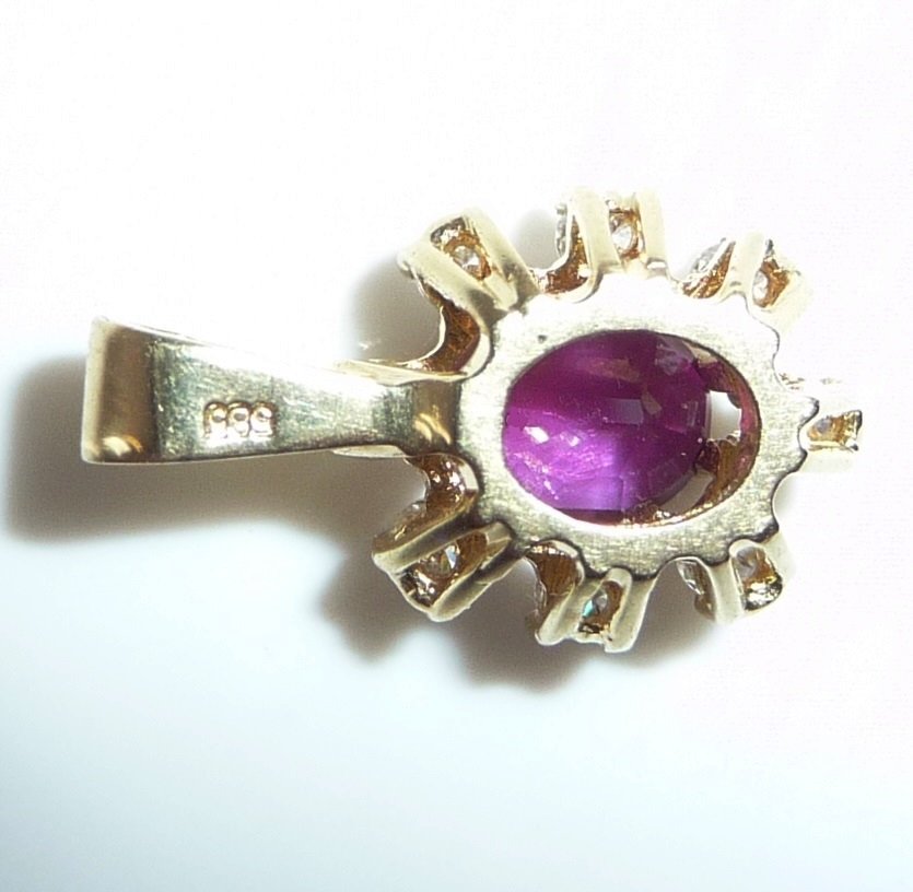 Pendant - 14 kt. Yellow gold - 0.60ct. tw. Diamond (Natural) - Ruby #4.3