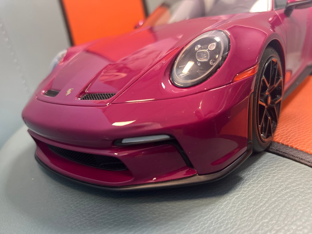 GT Spirit 1:12 - Model car - Porsche 911 GT3 type 992 - 2021 #3.2