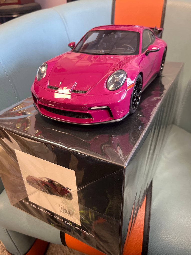 GT Spirit 1:12 - Model car - Porsche 911 GT3 type 992 - 2021 #1.0