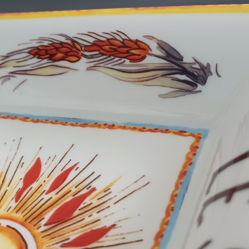 Astia - Le soleil - Posliini - Dior- vide poche #4.3