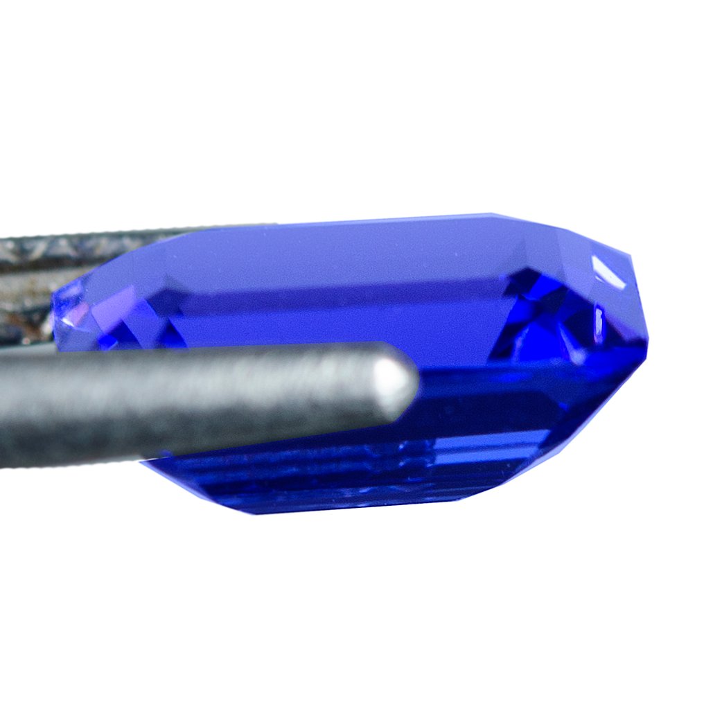 Blu Tanzanite  - 3.28 ct - International Colored Gemstone Association (ICA GemLab) #1.0