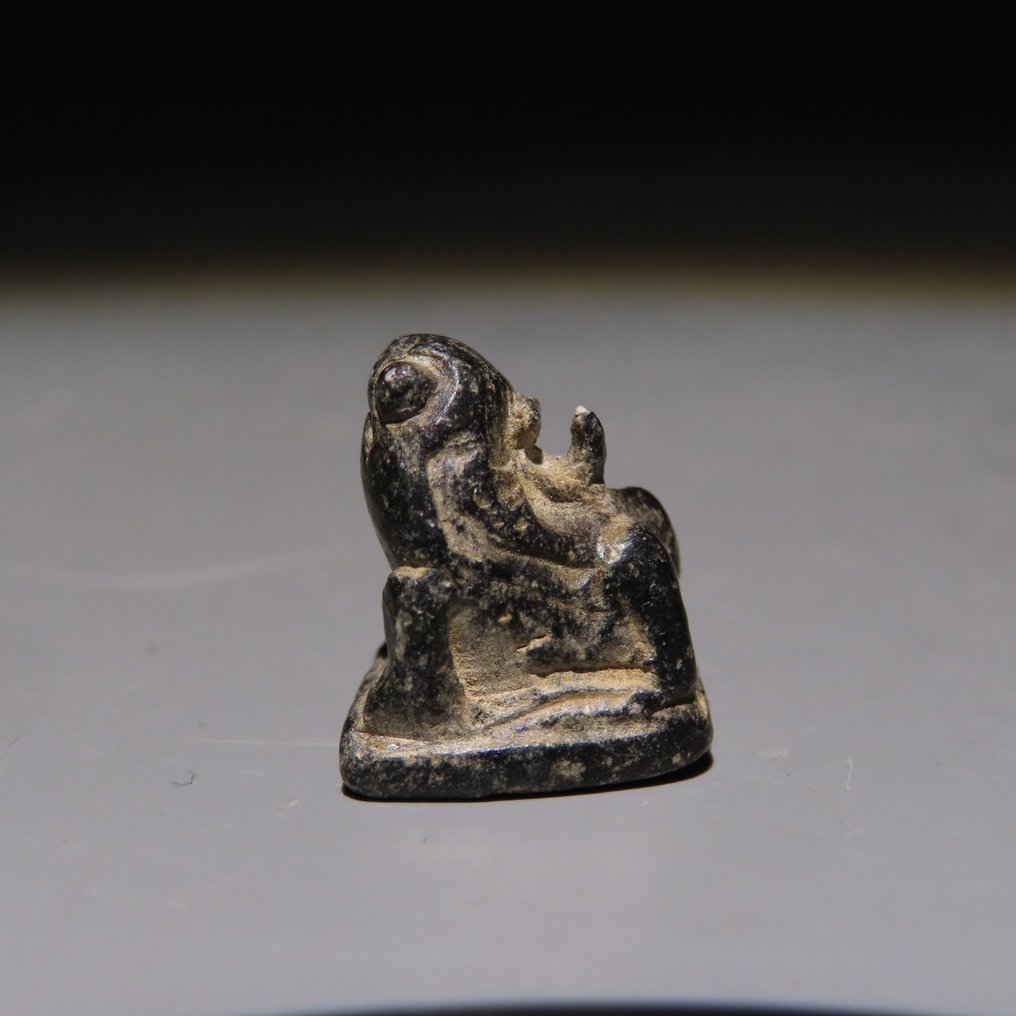 Ancient Egyptian Steatite Seal Frog. New Kingdom, 1570-1544 BC. 1.5 cm height. #4.3