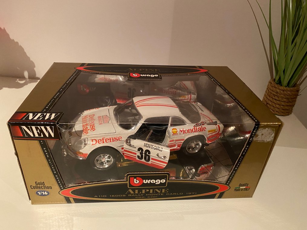 ミニカー ALPINE A110 1600S 1971 1/18 Bburago Burago 1:16 Diecast Special Collection Blue 1971 Alpine Renault
