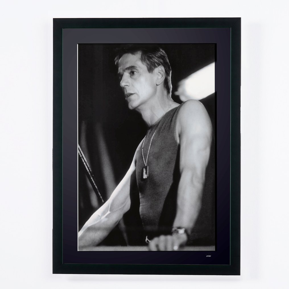 Jeremy Irons  - DIE HARD : With A Vengeance - 1995 - Fine Art Photography - Luxury Wooden Frame 70X50 cm - Limited Edition 01 of 30 - Serial 20133 - Original Certificate (COA), Hologram - 100% New. Shipping Reduction from 3 items #3.2
