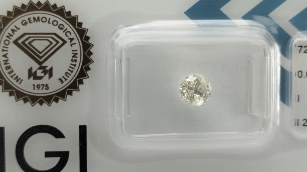 No reserve price - 1 pcs Diamond (Natural) - 0.68 ct - Round - I - I2 - International Gemological Institute (IGI) #3.2