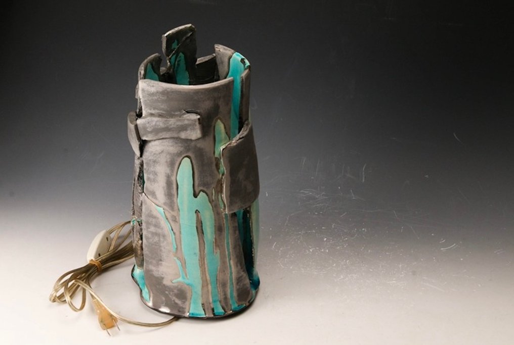 大气的陶瓷灯——具有影子游戏的功能性艺术品 - 陶瓷、釉料、金属 - 日本 - 1900-2000 #1.0