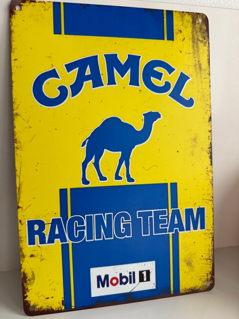Διαφημιστική φιγούρα - Ελκυστική ομάδα διαφήμισης Tin Camel Racing Porsche - 2000-2010 #1.0