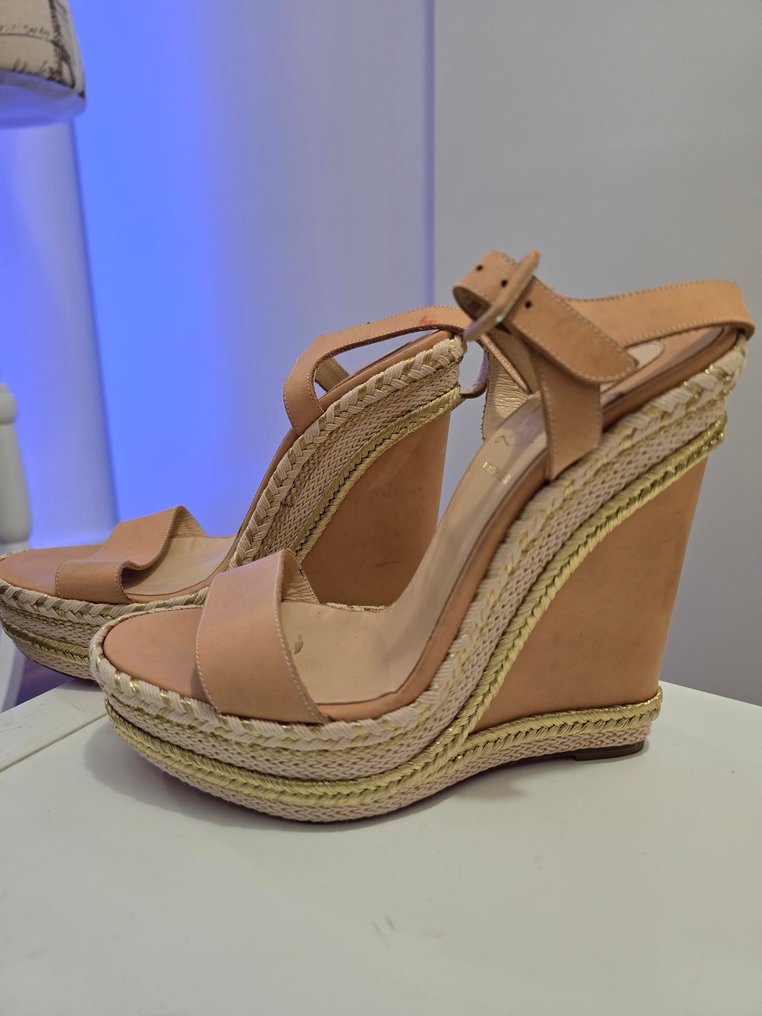 Christian Louboutin - Sandalen mit Keilabsatz - Größe: EU 40 #2.1