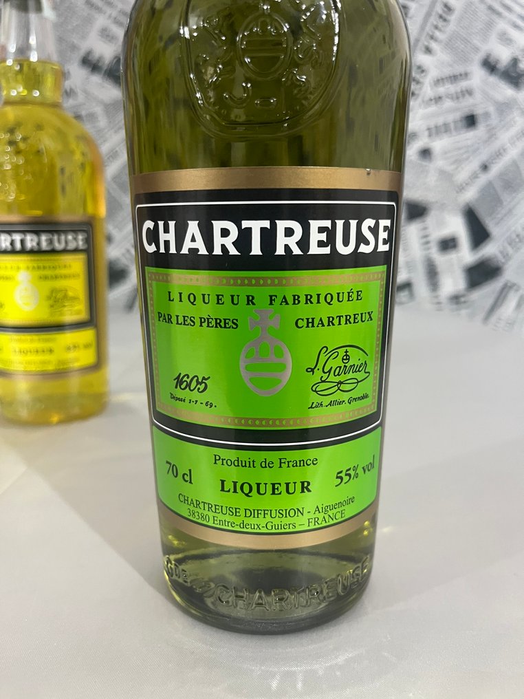Chartreuse - Jaune/Yellow & Verte/Green   - b. 2025  - 70 cl - 2 flaskor #1.0