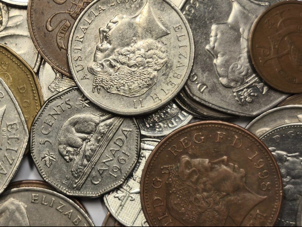 英國, 英屬印度, 加拿大, 澳大利亞, 愛爾蘭. Victoria - Elisabeth II. 1917 / present / Lot of 70+  (沒有保留價) #1.0