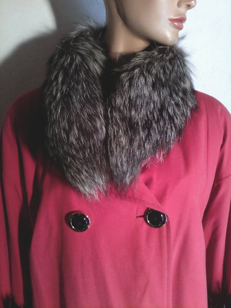 Artisan Furrier - Mantel #2.1