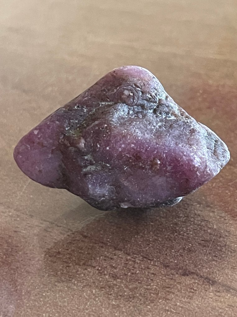 Ruby 令人惊叹的132克拉莫桑比克巨型血红宝石。宏伟的水晶。天然，100%特别精选。 - 高度: 39 mm - 闊度: 20 mm- 26.4 g #2.1