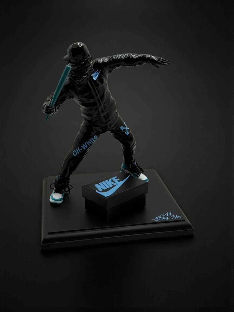 Art Stray-Nos - " Rébellion bleu by Banksy " #3.2