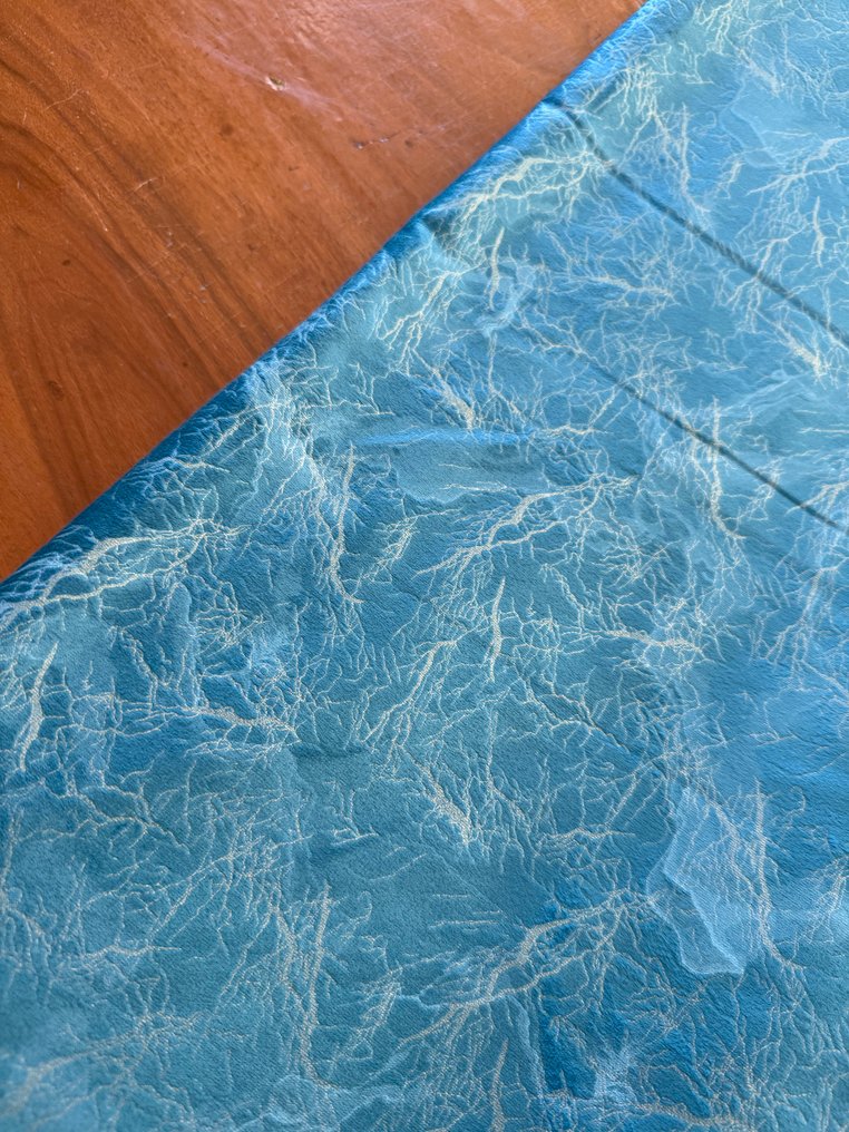 Prestigioso tessuto velluto blu cobalto impreziosito con decoro in filo d’oro Louis XVI - Tessuto (2) - 2.8 m - 1.4 m #1.0