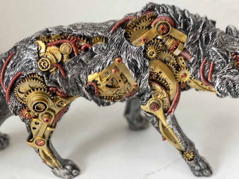 Exclusief S.Buru - Sculpture, XXL STATUE-signed-STEAMpunk Walking Wolf - 38.5 cm - Resin - 2024 #4.3