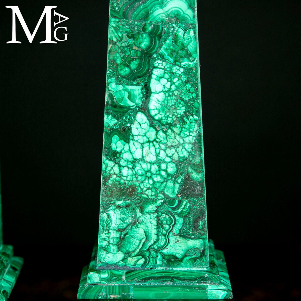 Κομψά μαλαχίτης obelisks. - Ύψος: 390 mm - Πλάτος: 82 mm- 2904 g #4.3