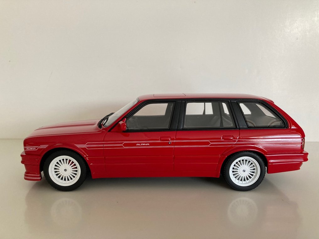 Otto Mobile 1:18 - Model car - BMW Alpina B3 ( E30 ) Touring 2.7 #4.3