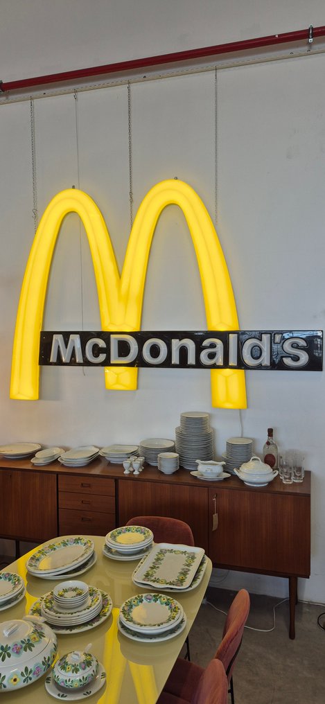 McDonald's - McDonald's sign - Lighted sign - Plastic #1.0
