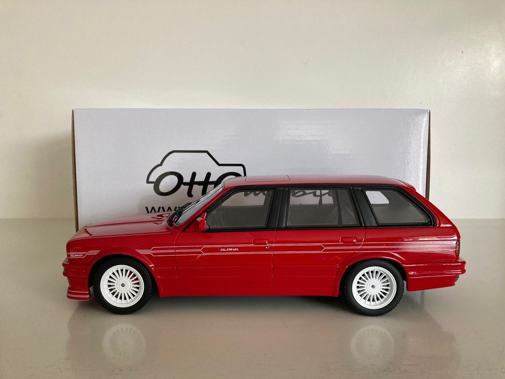 Otto Mobile 1:18 - Model car - BMW Alpina B3 ( E30 ) Touring 2.7 #1.0